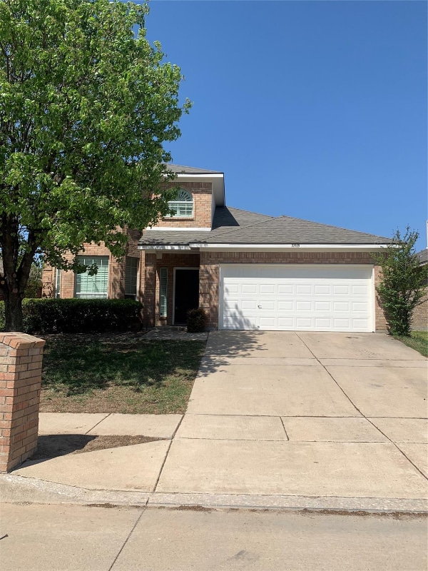 Photo - 10905 Braemoor Dr House