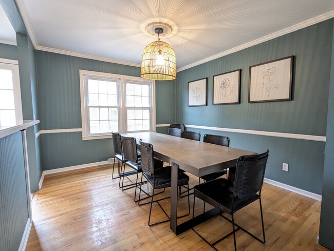 Photo - 110 Melbourne Ln