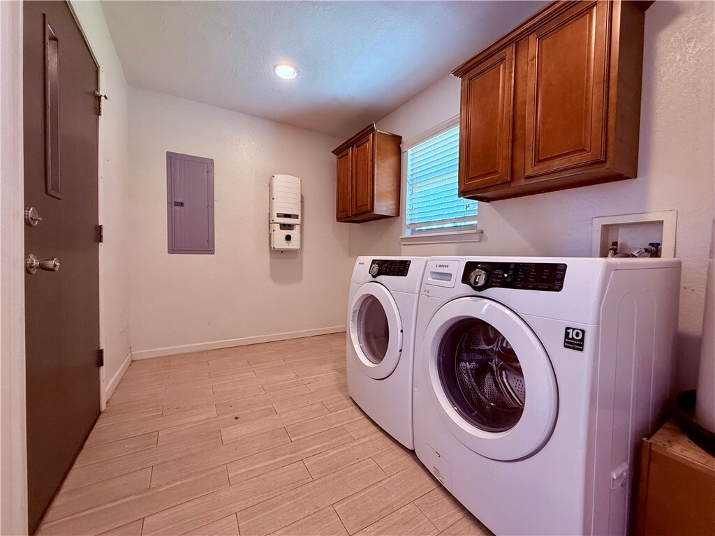 Photo - 108 SE 13th St