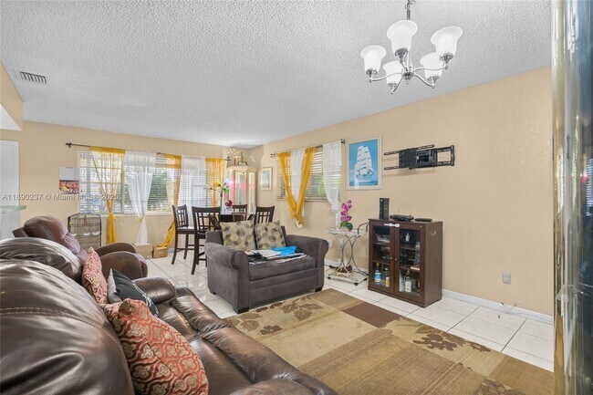 Photo - 1041 NW 196th Ter
