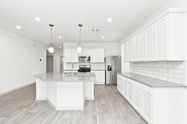 Building Photo - 1826 Plantation Pl