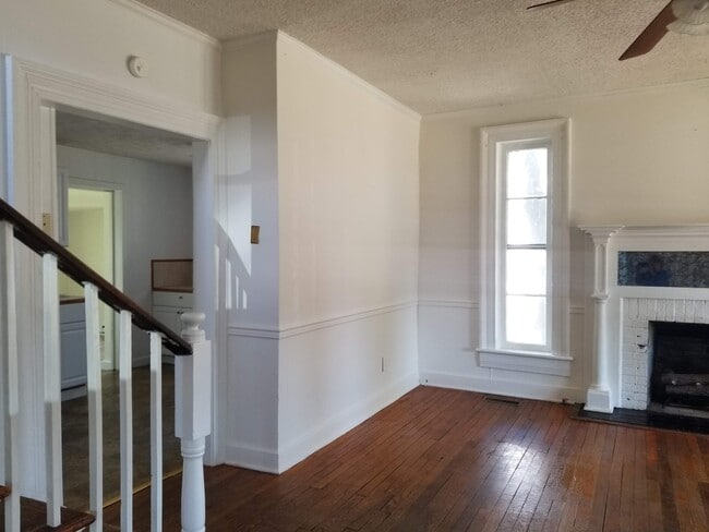 Photo - 424 Peach St