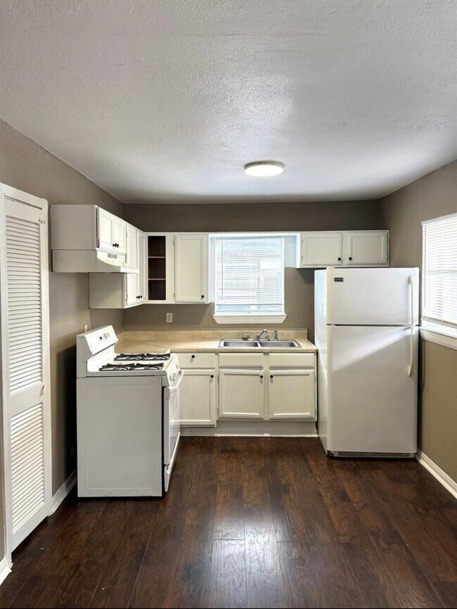 5412 Market St Unit 3