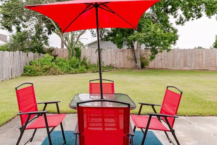 Photo - 9520 Brentwood Blvd