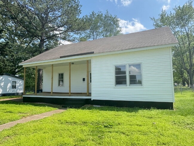 Photo - 201 K St