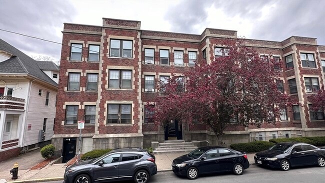 Building Photo - 40 Chester St Unit 1