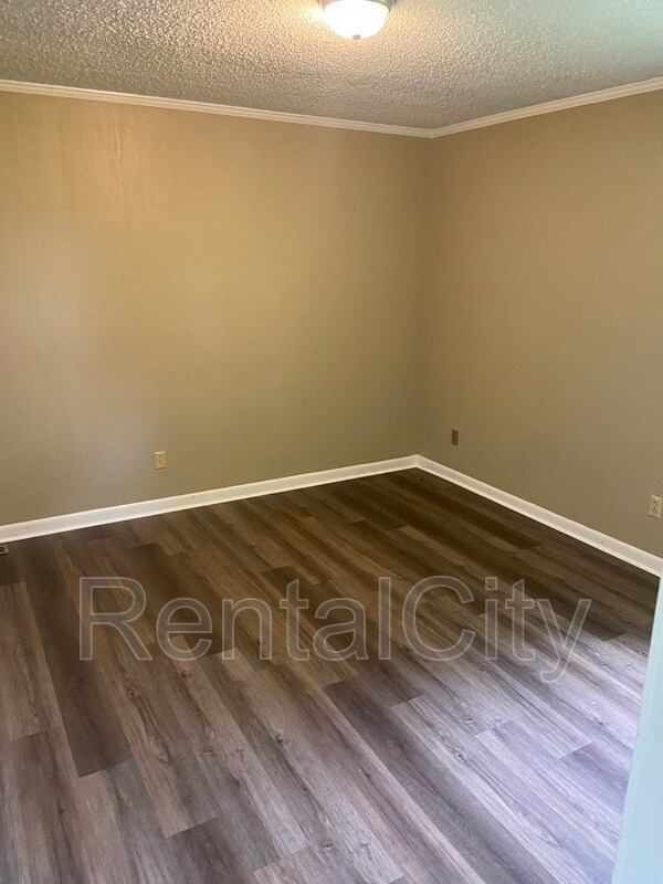 Photo - 540 Ferguson Ave