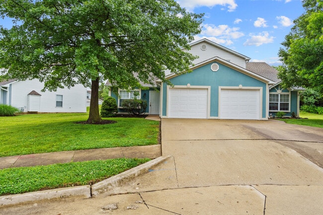 Building Photo - 3509 Delmar Ct