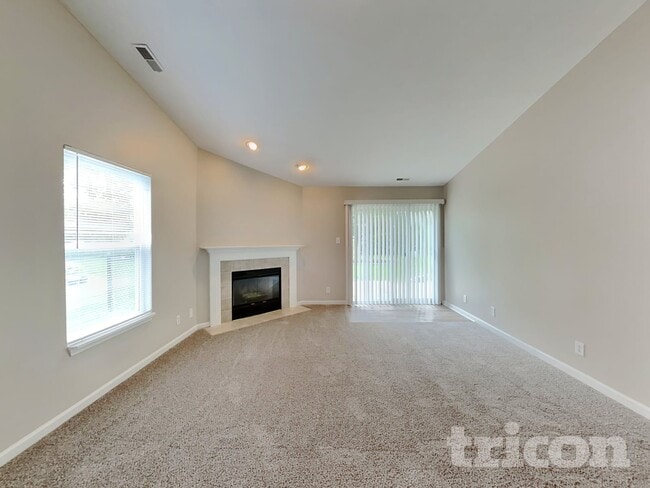 Photo - 5353 Shamus Dr