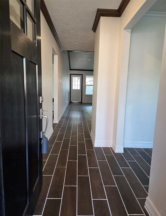 Photo - 7423 Weatherhill Ln