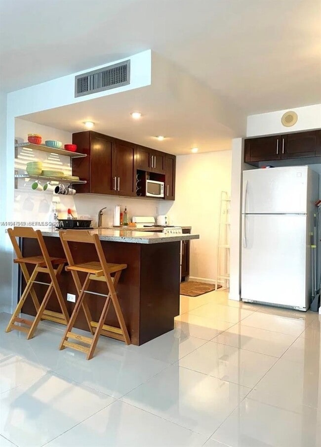 Photo - 251 174th St Unit 1810