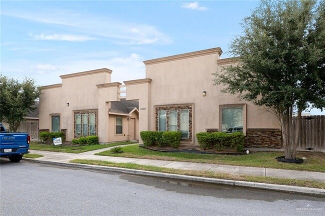 Building Photo - 9 Taxco Ct Unit 3