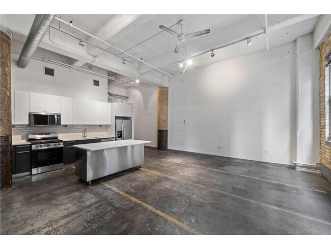 Photo - 700 N Washington Ave Unit 208