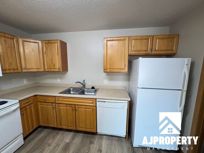 Photo - 7003 56th St Unit #7