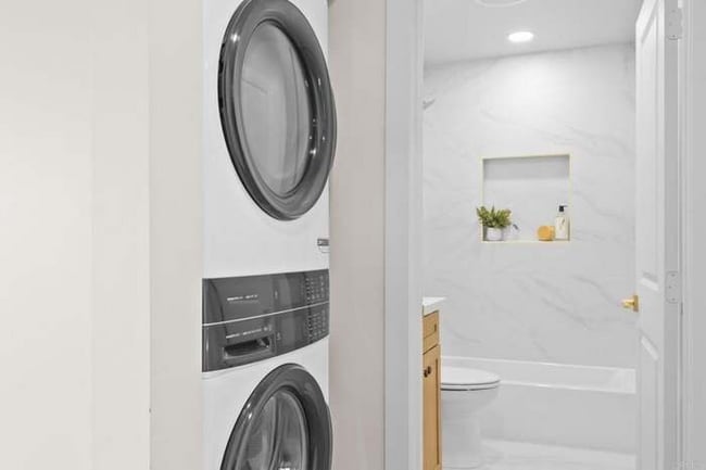 Photo - 6837 Celia Vista Dr