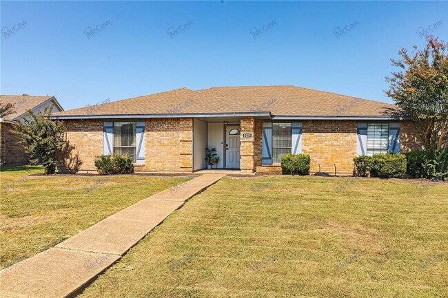 Photo - 1029 Field Trail Dr