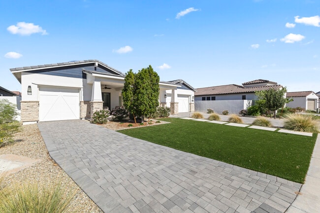 Photo - 10921 N Blakely St