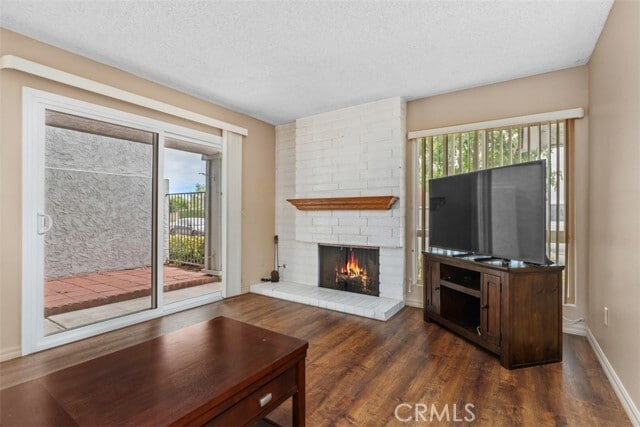 Photo - 11366 Holder St