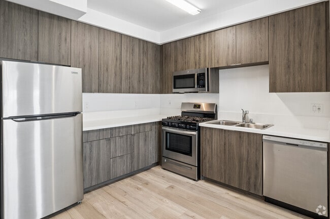 2BR, 2BA - 1,223SF - Kitchen