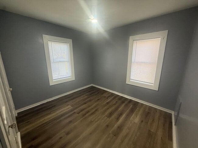 Photo - 307 S Locust St