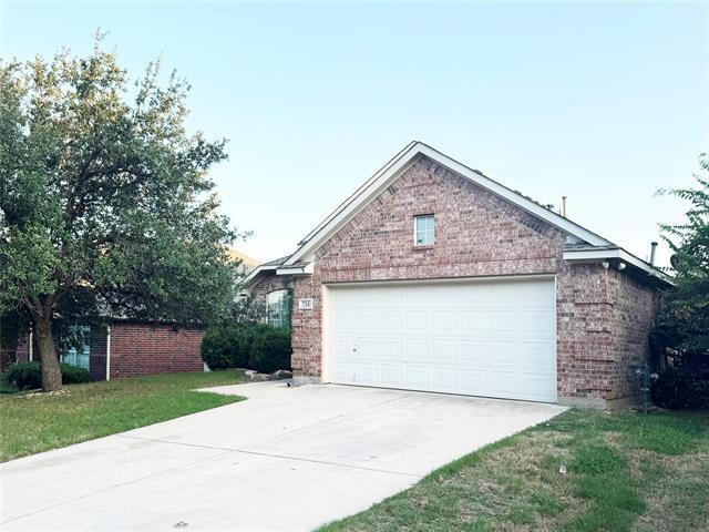 Photo - 724 Red Elm Ln