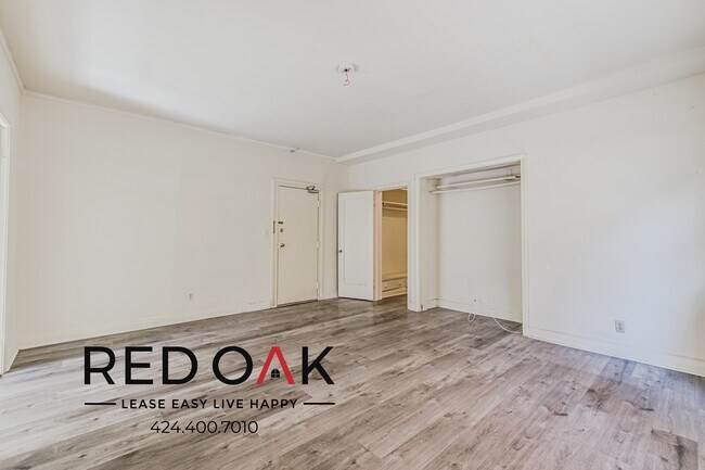 335 S Berendo St Unit 106