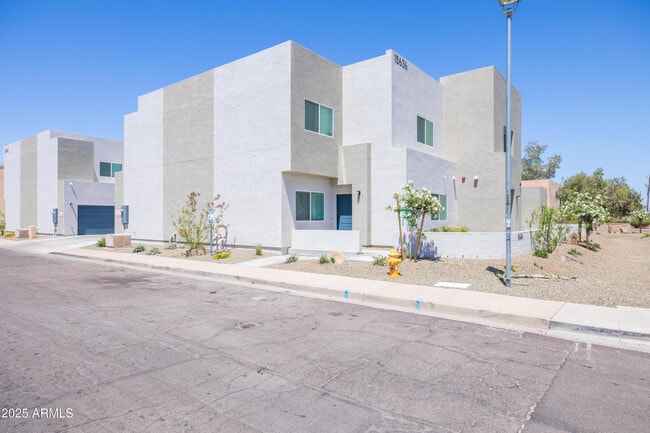 Photo - 15636 N 29th St