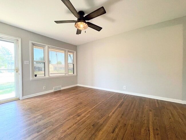 Photo - Updated 3 Bed 1 Bath Home