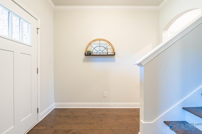 Photo - 16308 Trestle St