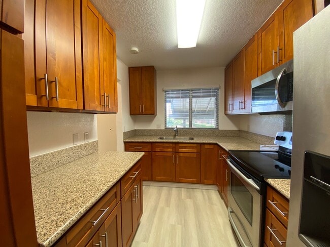 Photo - TOWNHOUSE - 2 BED/ 2 BATH/ 2 PARKING AT ALII PLANTATION (JUST LISTED)