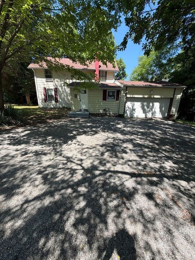 Building Photo - Recently updated two story home!