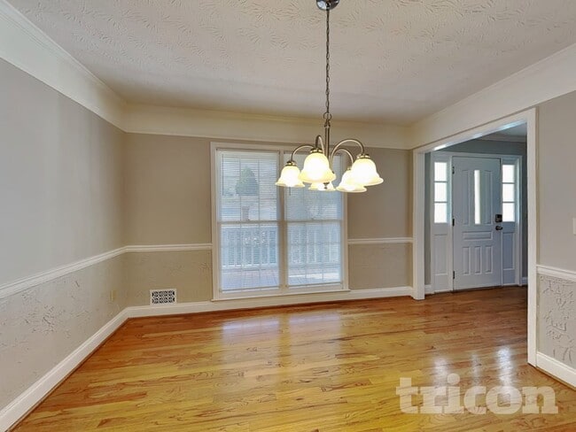 Photo - 822 Weatherwood Trce