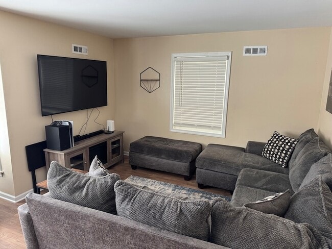 Photo - 2524 W 109th Pl