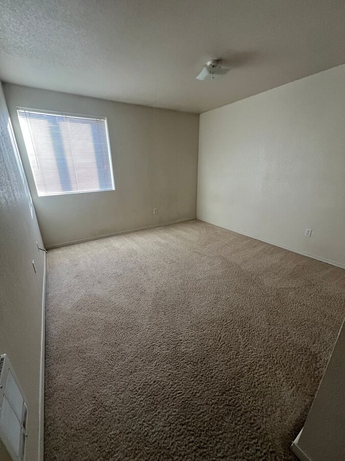 Photo - 2 Bedroom, 1 Bath Apartment - Located near...