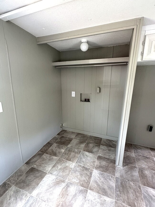 Photo - 233 Jolly Roger Dr