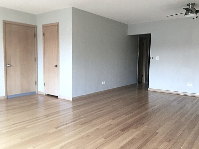 Photo - 6408 W Raven St Unidad 1