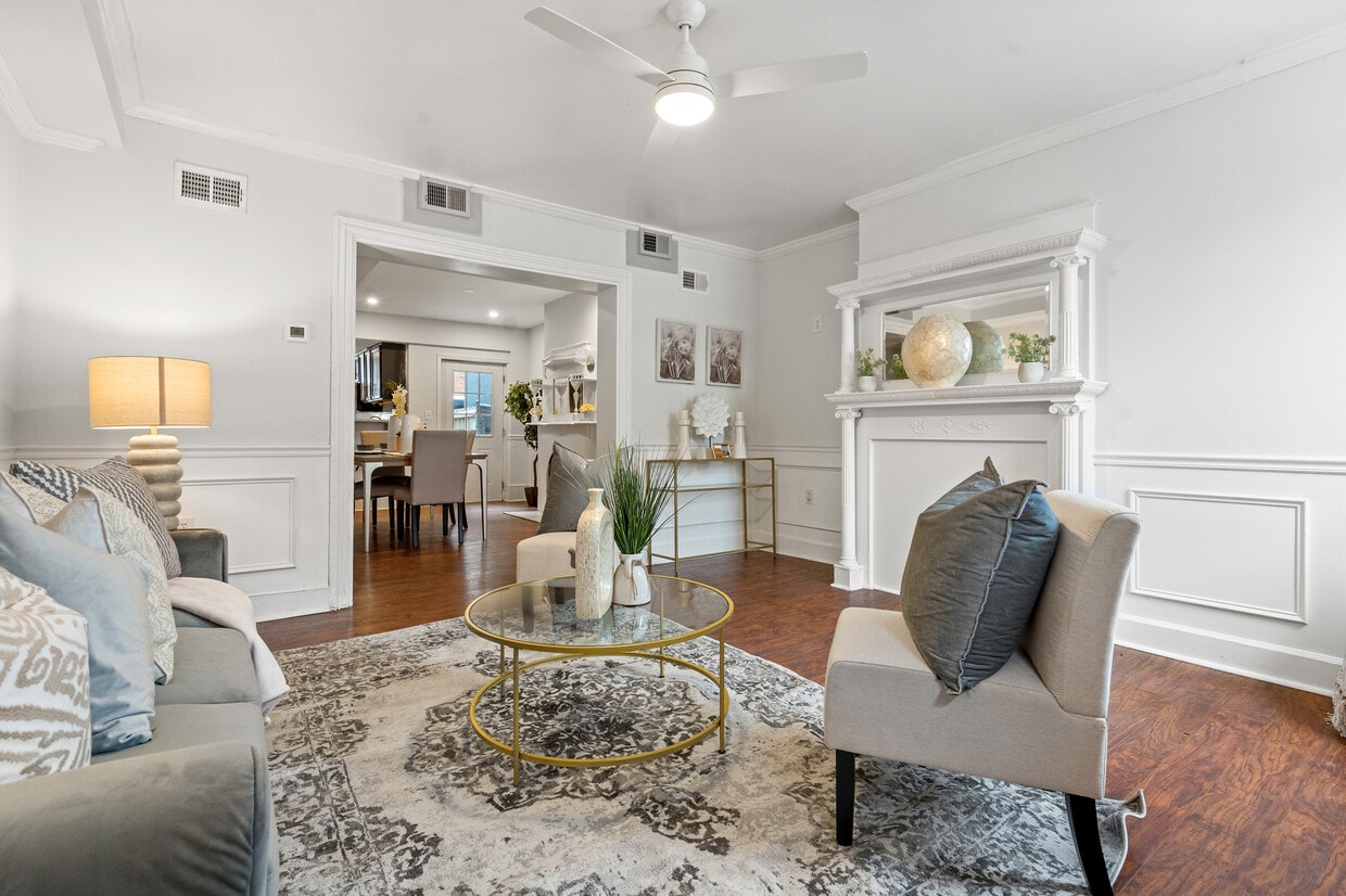 Photo - 810 4th St NE (Washington, DC)