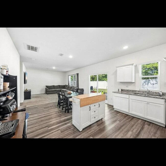 Photo - 548 Tillage Ct