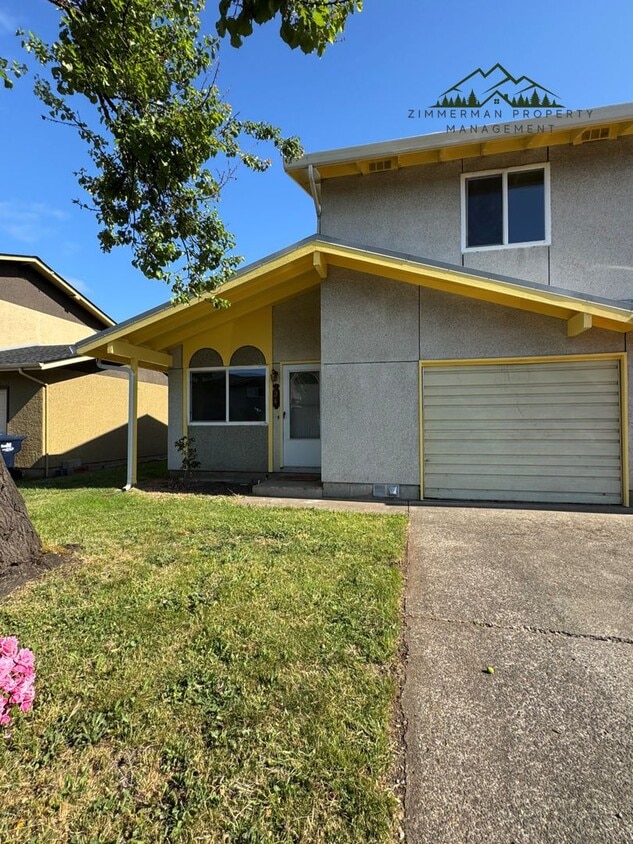 2 Bedroom 1 Bath Duplex in Springfield - 2 Bedroom 1 Bath Duplex in Springfield