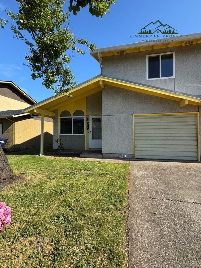 2 Bedroom 1 Bath Duplex in Springfield - 2 Bedroom 1 Bath Duplex in Springfield House