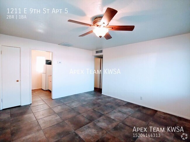 Building Photo - 1211 E 9th St Rental
