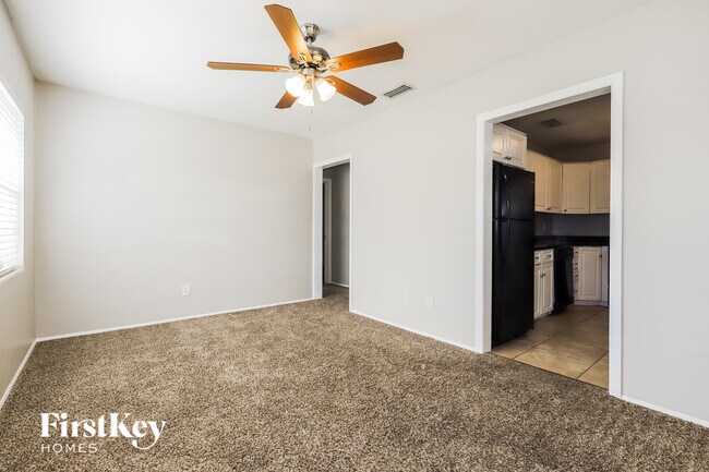 Photo - 425 Hampton Ave