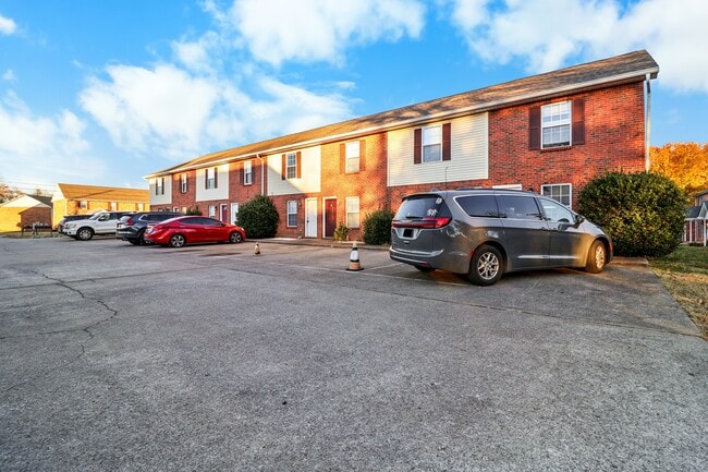 Photo - 284 Raleigh Dr