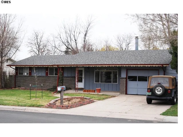 Photo - 2429 Poplar Dr