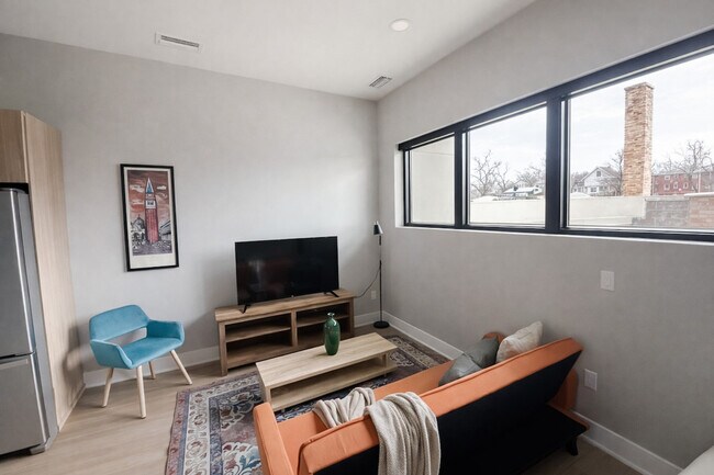 Photo - 4624 Douglas St Unit SI ID1464877P