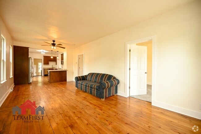 Building Photo - 1115 Cardinal Ln Rental