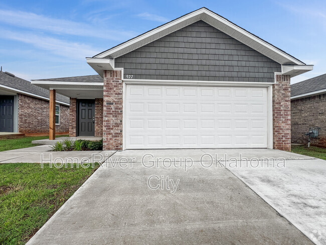 Building Photo - 927 Hudson Rd Rental