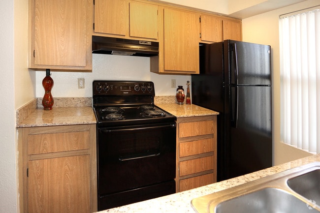 202 - La Paloma Apartments