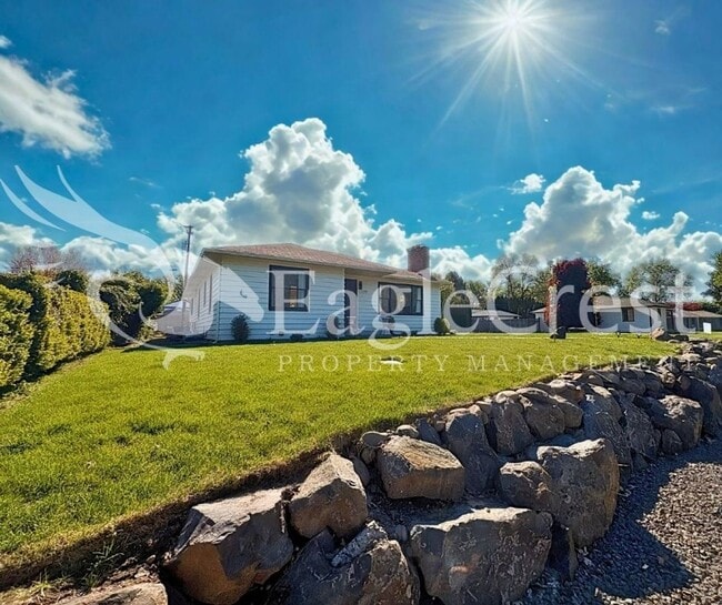 Photo - Charming 2 Bed, 2 Bath Home with Updated Kitchen & Outdoor Living Space