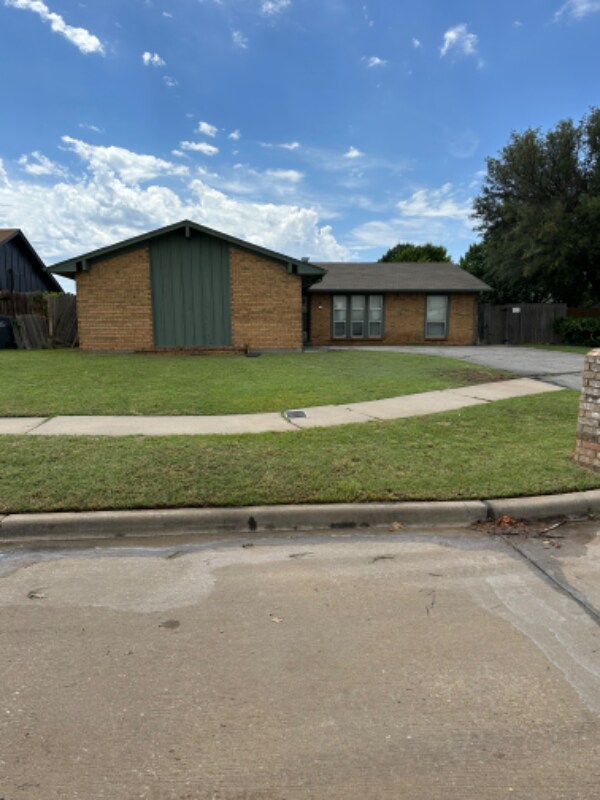 Photo - 6711 SW Chaucer Dr House